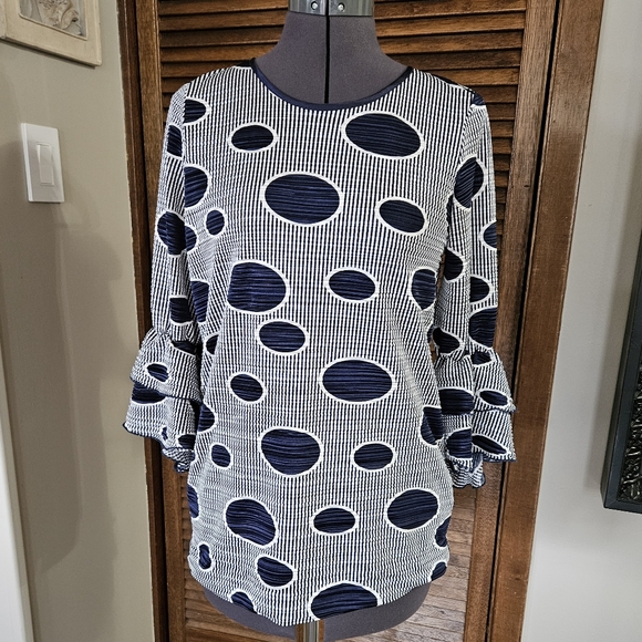 Super fun! Navy, polka dot blouse. - Picture 1 of 9